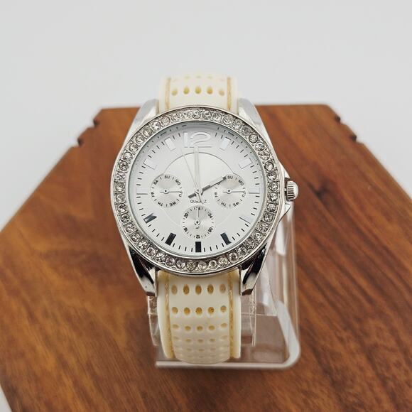 Women's Silver Tone Multi-Dial Watch Crystal Rhinestone Beige Dot Band Bling - Picture 1 of 6